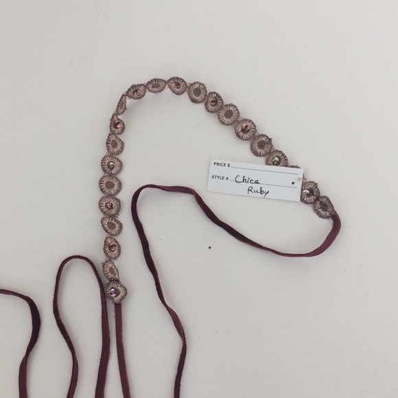 Millianna Chica Ruby choker - Picture 2 of 6